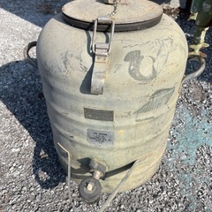 米軍ウォータージャグ
