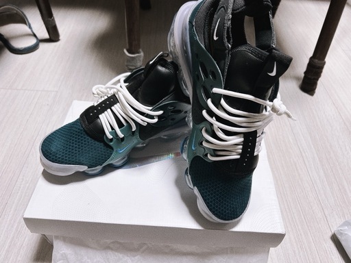 NIKE ヴェイパー28㌢新品未使用