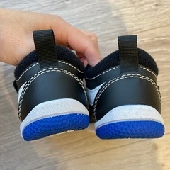 VANS 13センチ　スニーカーの画像