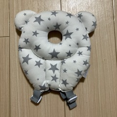 ベビーヘッドガード　赤ちゃん　エスメラルダ　くま　　まもっくま