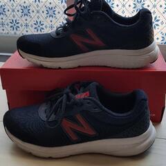 New balance 靴 25.5cmの画像