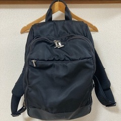 サムソナイト　リュック　黒　大きめ