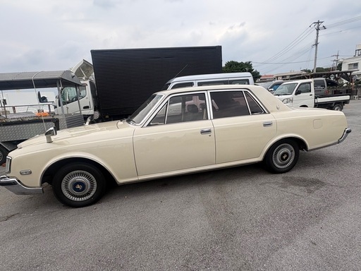 TOYOTAセンチュリー