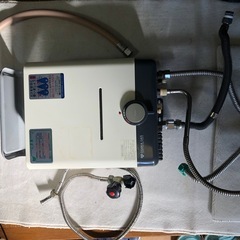 瞬間湯沸かし器