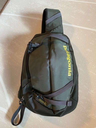 【パタゴニア】ショルダーバッグ Atom 8L 48261