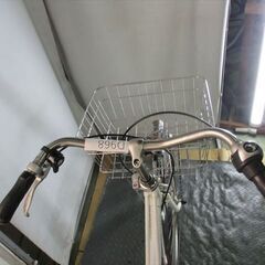 Ｄ968　★限定特価　整備済み★ブリヂストン　ロココロイヤル★ 中古自転車 【　27インチ　白　ベルト】の画像