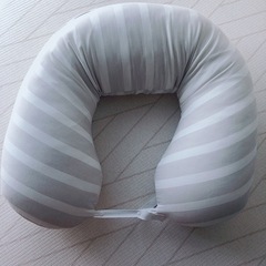 授乳クッション　抱き枕