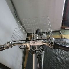 D980　★限定特価★ 中古自転車 【　27インチ　シルバー　3段　LEDオートライト 】の画像