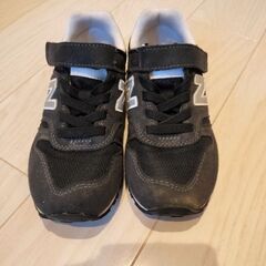 ニューバランス　18㌢