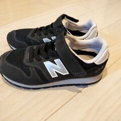 ニューバランス　18㌢の画像