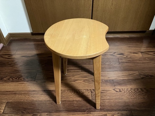 ベルメゾン　アルダー材スツールチェア