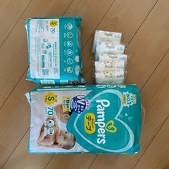 パンパースオムツ　テープSサイズ　未開封と開封済み