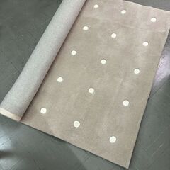 東リのドット柄ラグ