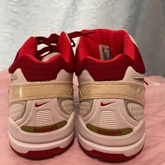 値下げ‼️Nike Zoom バスケットボールシューズ ホワイト/レッドの画像