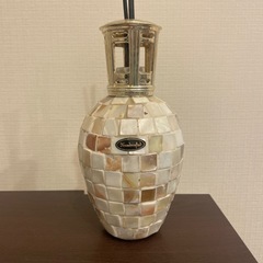 アシュレイアンバーウッド　オイルランプ(ランプ部分なし)の画像