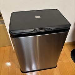 自動開閉ゴミ箱　
