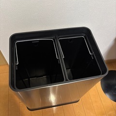 自動開閉ゴミ箱　の画像
