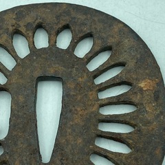 P1216503A 鍔 刀 時代物 刀装具 武具 つば ツバ コレクション 日本刀 芸術 骨董の画像