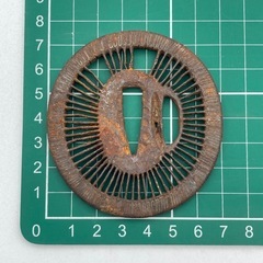 P1216502A 鍔 刀 時代物 刀装具 武具 つば ツバ コレクション 日本刀 芸術 骨董品 の画像