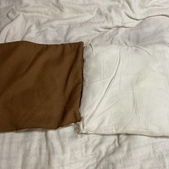 ☺️座布団　40✖️40✖️h3cm  茶色のカバー付の画像