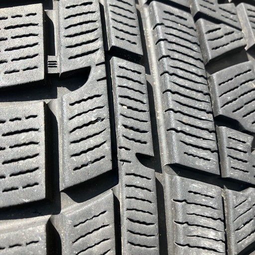 本日お渡しできます。195/65R15 スタッドレスタイヤ4本セット
