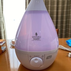 加湿器　しずく　白