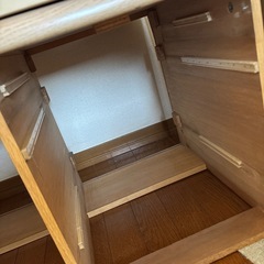 高さ4段階調整可能デスクの画像