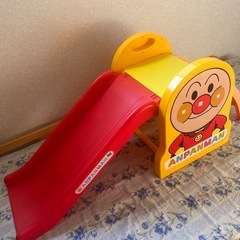 アンパンマン　すべり台