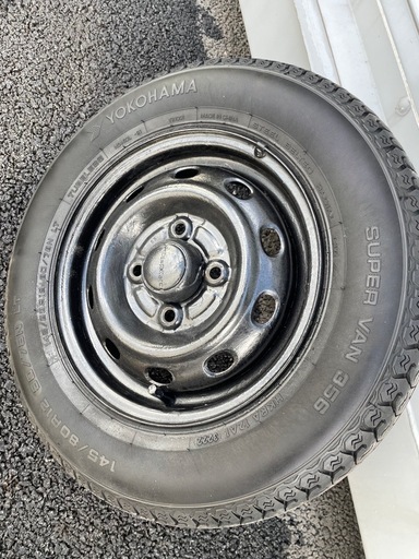YOKOHAMAタイヤ145.80.12LT