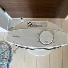 トヨトミ電気ストーブ ホワイトの画像