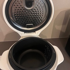 炊飯器の画像