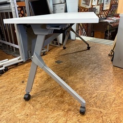 定価8万 オカムラ　折テーブル　フォールディングテーブル　幅180 奥60 高さ72cm　の画像