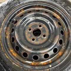 TOYOスタッドレスタイヤ４本の画像