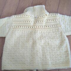 手編みカーディガンの画像