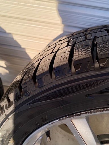 ダンロップ　スタッドレス　
245/45r17