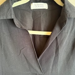 (*^^*)【LOWRYS FARM】黒 ゆったり半袖トップス　 Mの画像