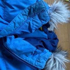 adidasダウン風ジャケットの画像