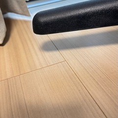 デスクチェア　脚1つなしの画像