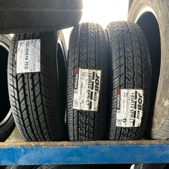 新品タイヤの画像