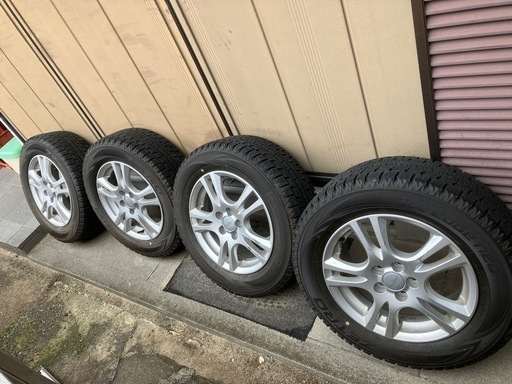 スタッドレス　プリウス　195-65-15 5穴