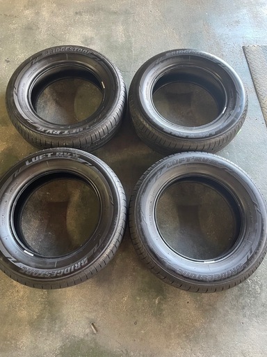 ブリヂストン　溝バリ山　195/65R15 ミニバン