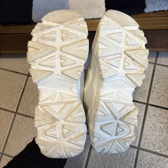 値下げ　FILA フィラ スニーカー メンズ 25.5cm　新モデルの画像