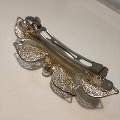 お花のバレッタの画像