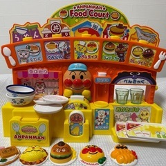  アンパンマン　フードコートの画像