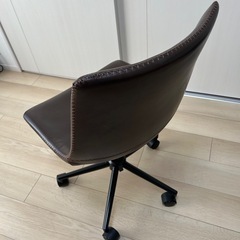 デスクチェア(キャスター付き)(PUレザー)の画像