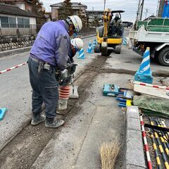 【急募】月給25万以上 土木作業スタッフ 正社員募集 月給日給選べます 日払いOK 未経験者大歓迎の画像