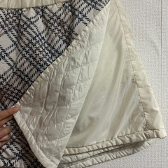 美品　マンダリナダック　冬用レディースゴルフウェア　下衣セットの画像
