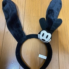 オズワルド　カチューシャ