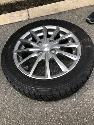 19日まで1万円　
タイヤ　4つ