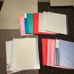 クリアファイル A4/9冊.B5/3冊　　　の画像